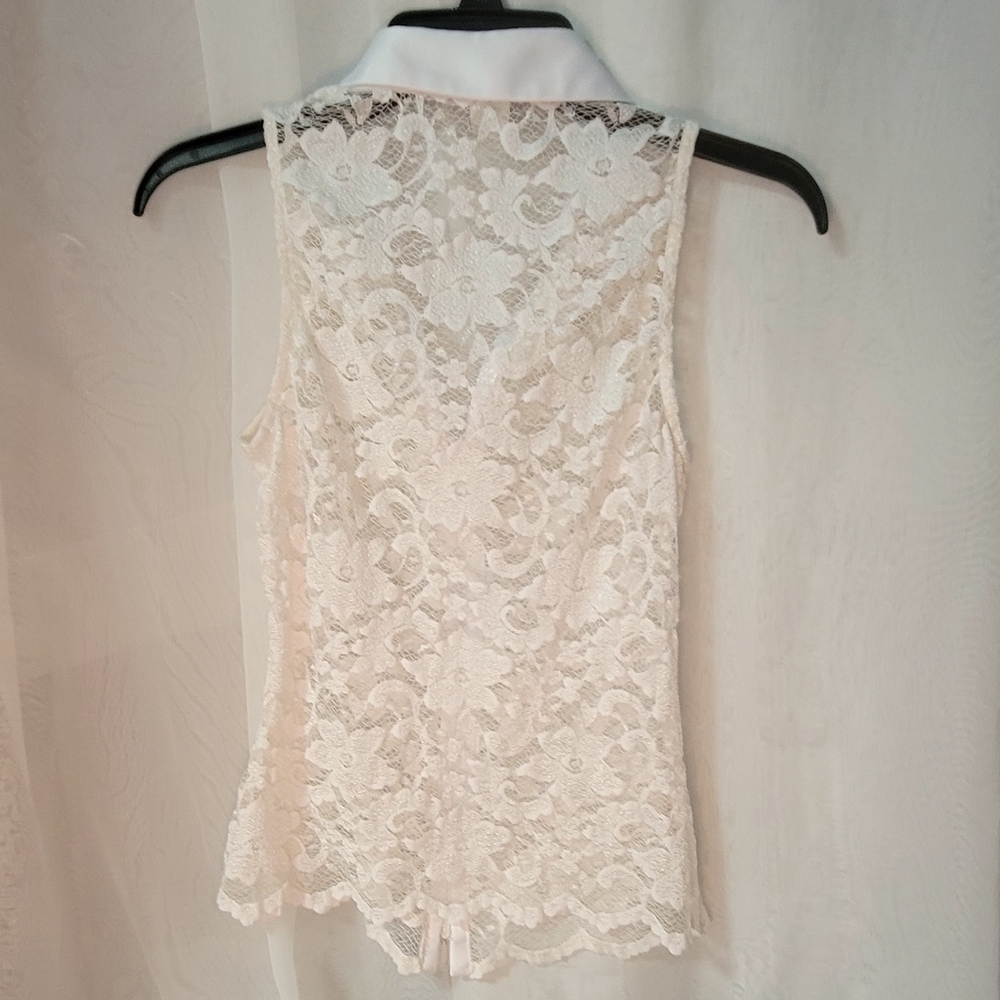 Cache Cream Fitted Embellished Blouse - Picture 3 of 3